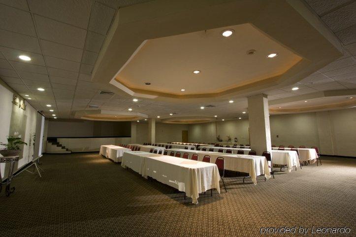 Antaris Galerias Hotel Monterrey Facilități foto